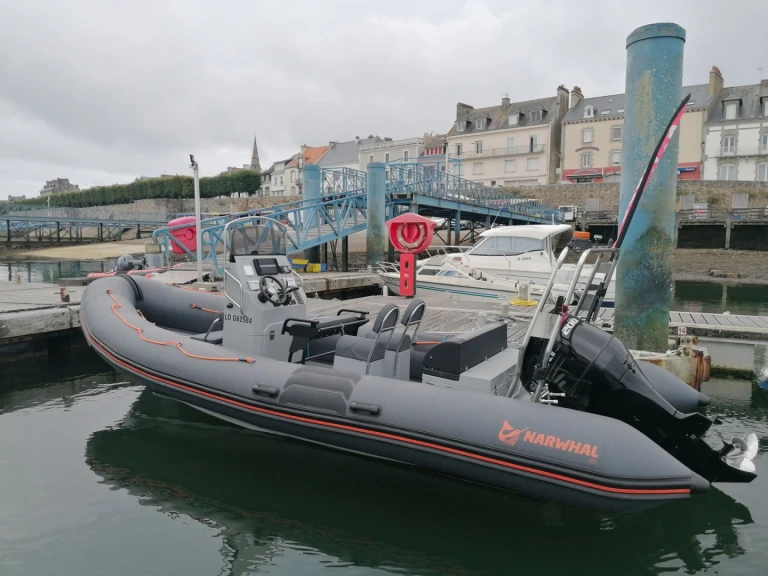 Wynajem Łódż półsztywna Narwhal z patentem 