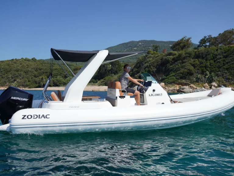 Wynajem w Propriano- Zodiac MEDLINE 750 na SamBoat