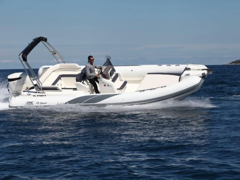 Bsc 78 Classic między profesjonalistami a osobami prywatnymi w Cogolin