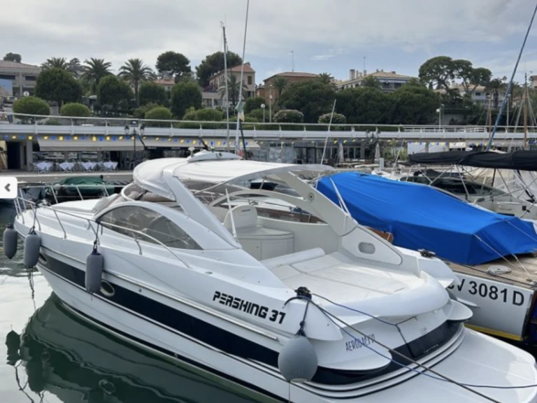 Wynajem łodzi Pershing Pershing 37 w Saint-Jean-Cap-Ferrat na SamBoat 