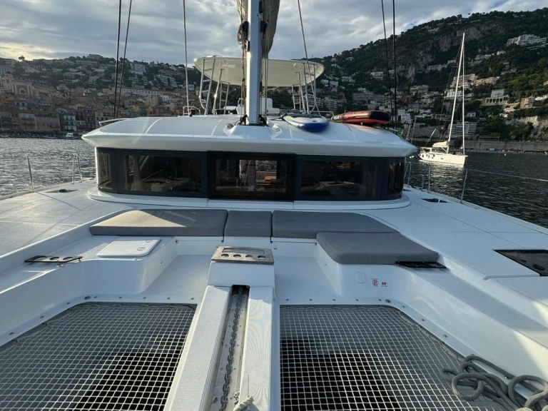 Katamaran do wynajmu w Villefranche-sur-Mer w najlepszej cenie