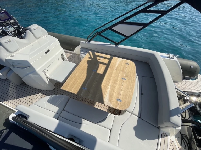 Wynajmij Bwa SPORT 33 w Marine de Sant'Ambrogio