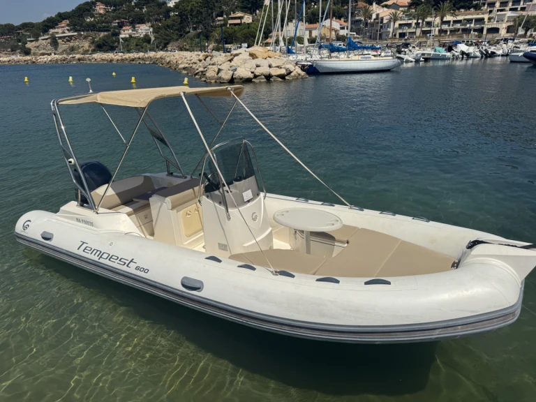 Wynajem łodzi Capelli Tempest 600 w La Madrague na SamBoat 