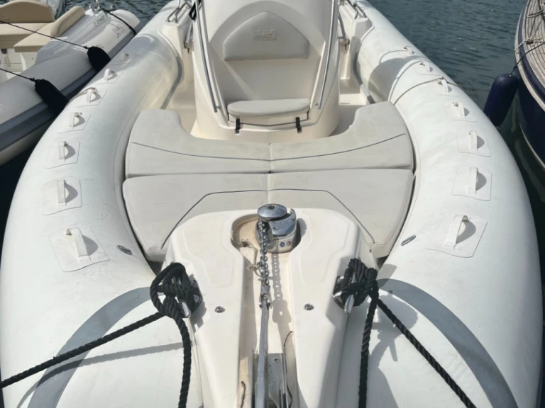 Wynajem w Port Grimaud- Bwa Sport 28 GTc na SamBoat