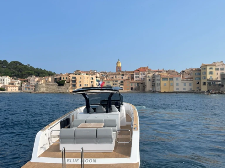 Wynajmij Pardo Yachts Pardo 38 w Port Grimaud