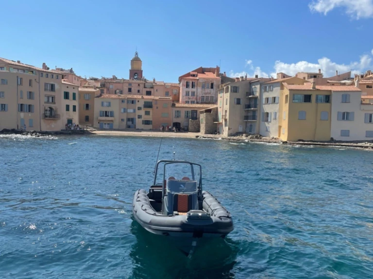 Wynajem w Port Grimaud- Highfield HIGHFIELD 700 na SamBoat