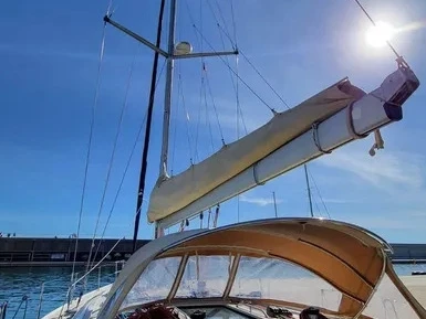 Wynajem w Port Grimaud- Jeanneau New Co Jeanneau Sun Odyssey 49 na SamBoat