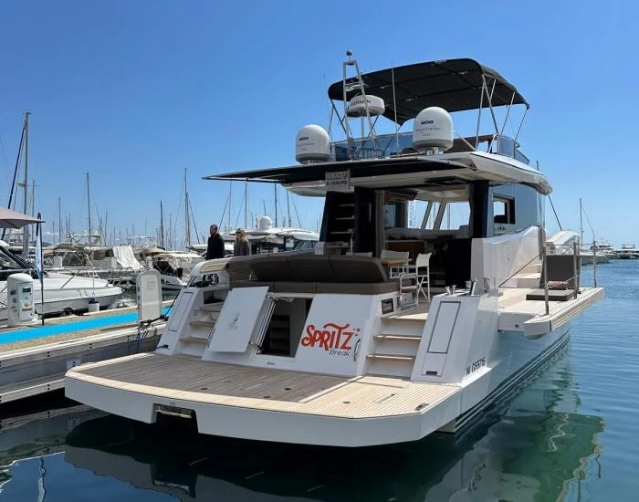 Wynajem łodzi Port Grimaud tanio PARDO 60 ENDURANCE
