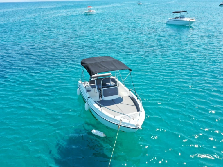 Wynajem łodzi Karel KAREL PAXOS 170 w Latchi na SamBoat 