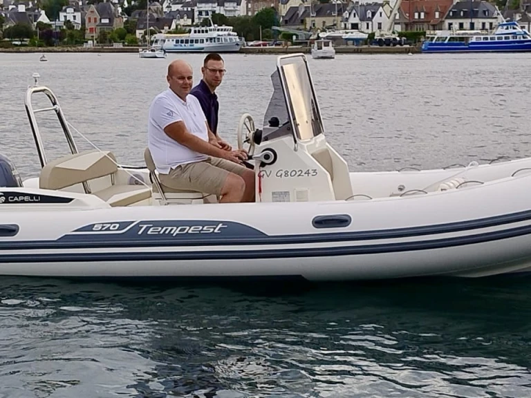 Wynajem łodzi Capelli Tempest 570 w Combrit na SamBoat 