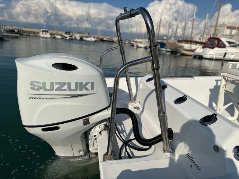 Wynajem w Port de La Flotte- Cn-Cap-Ferret SEAWEED 675 na SamBoat