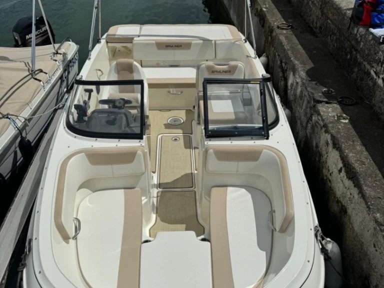 Wynajem łodzi Le Bourget-du-Lac tanio BAYLINER VR5