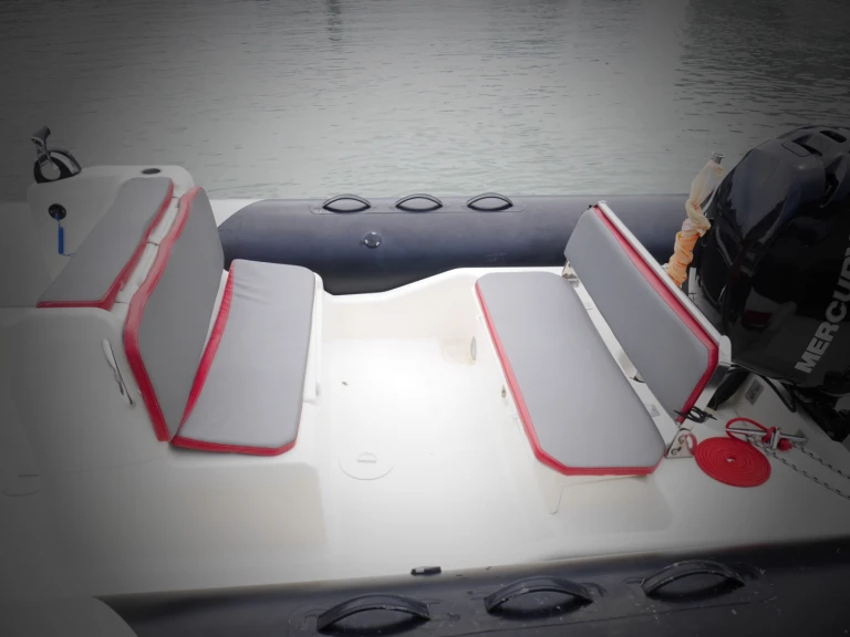 Wynajmij Zodiac Club 750 w La Baule-Escoublac