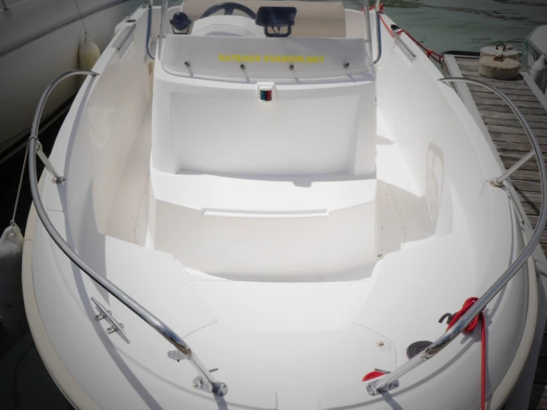 Wynajmij Jeanneau CAP CAMARA 505 w La Baule-Escoublac