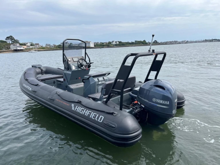 Wynajem Łódż półsztywna Highfield z patentem 