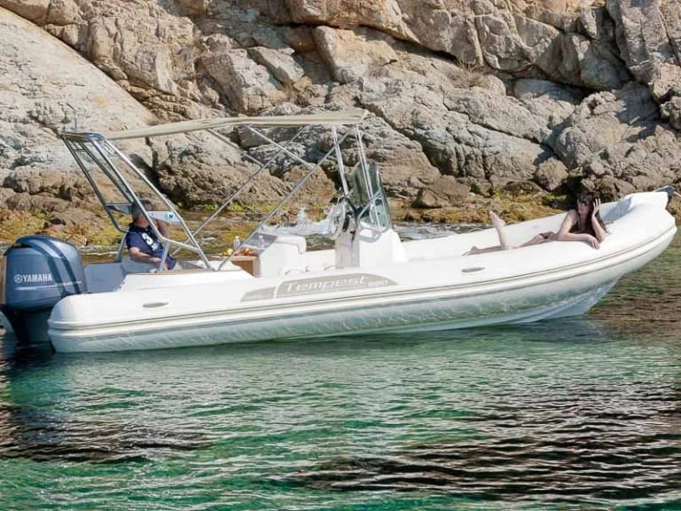 Wynajem łodzi Capelli Tempest 626 w Appietto na SamBoat 