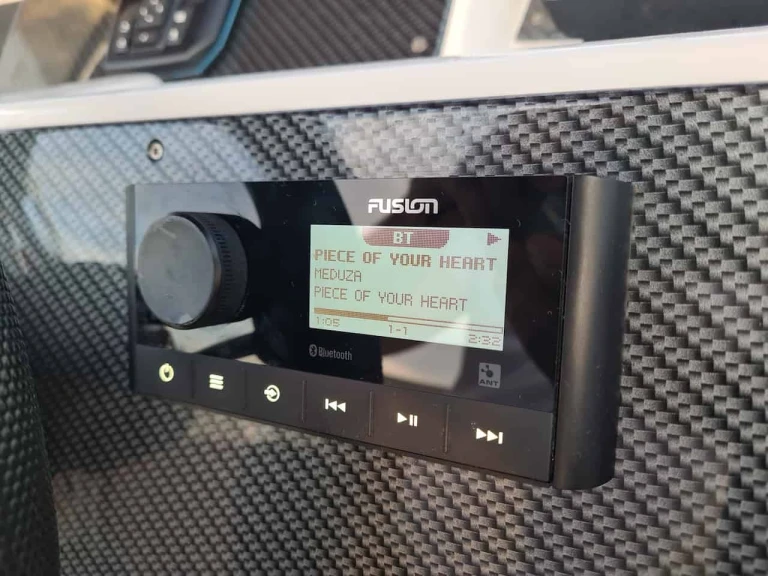 Wynajmij Motorówka z lub bez skippera Marinello w Porto Cesareo