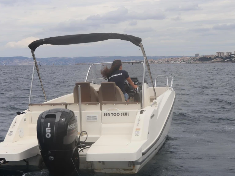 Wynajem w Marsylia- Quicksilver Activ 675 Open na SamBoat