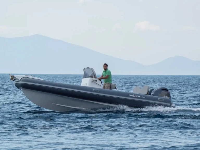 Wynajem łodzi Motonautica-Vesuviana MV 700 w Marsylia na SamBoat 