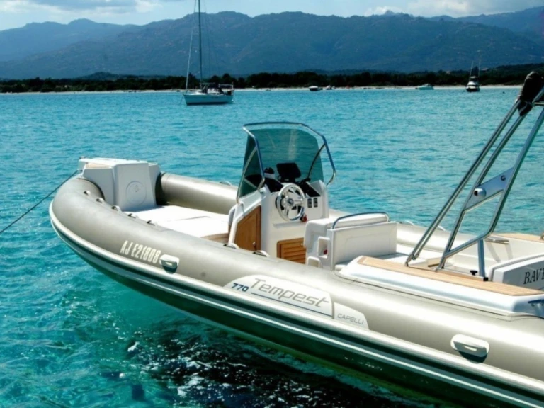 Wynajem w Portigliolo- Capelli Tempest 770 na SamBoat