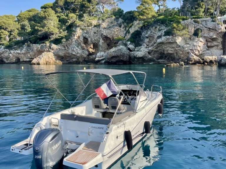 Wynajem łodzi Jeanneau Cap Camarat 6.5 WA Serie 3 w Antibes na SamBoat 