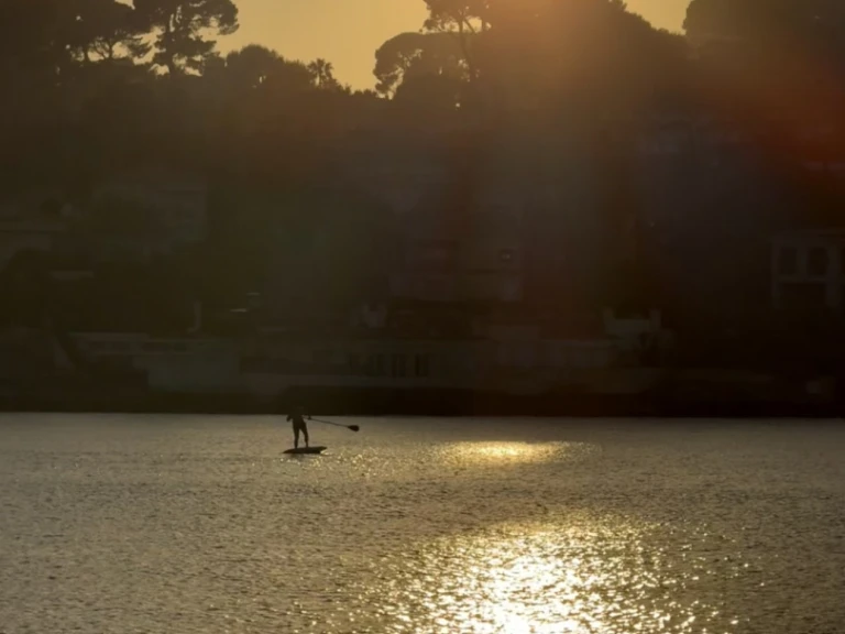 Wynajmij Jeanneau CAP CAMARAT w Antibes