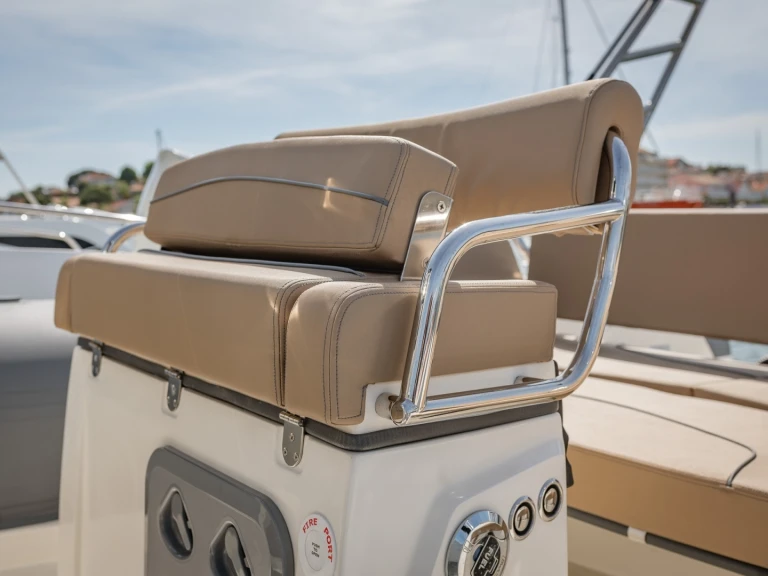 Wynajem Łódż półsztywna w Lège-Cap-Ferret - Bwa Sport 26 GTO