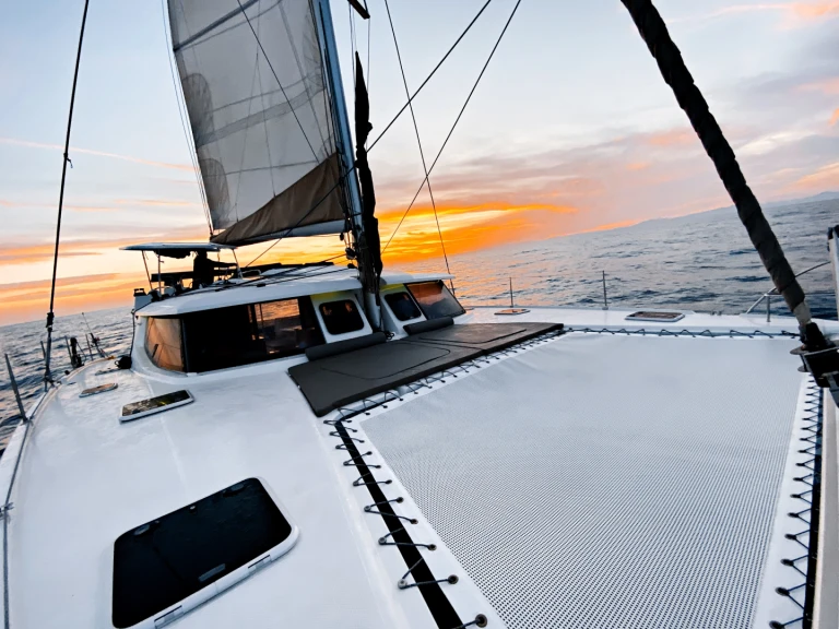 Wynajem łodzi Fountaine Pajot Helia 44 w Sant Antoni de Portmany na SamBoat 