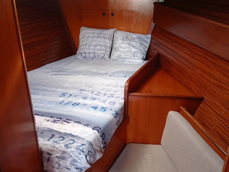 Wynajmij Bénéteau First 42 w Marina Izola