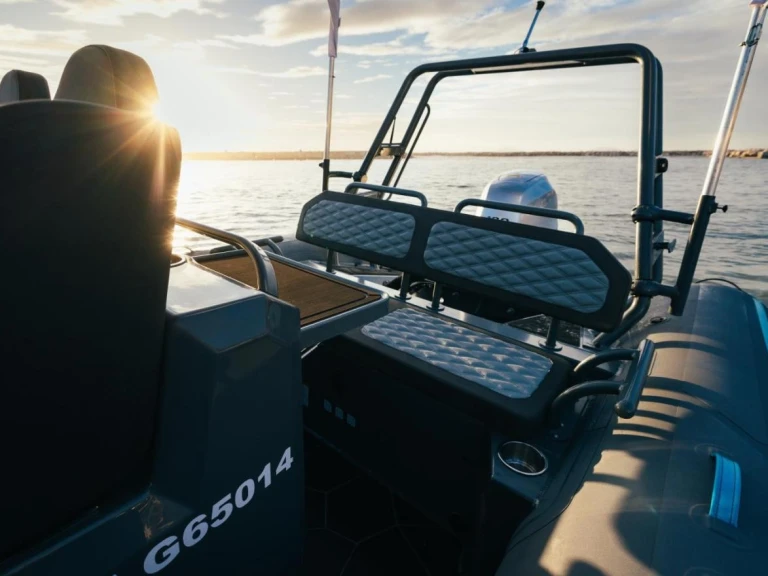 Wynajem łodzi Highfield Patrol 660 w La Trinité-sur-Mer na SamBoat 