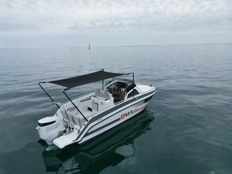 Motorówka do wynajmu w La Trinité-sur-Mer w najlepszej cenie