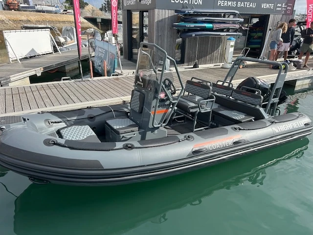 Wynajem łodzi Highfield HIGHFIELD 54 PATROL COASTER w La Trinité-sur-Mer na SamBoat 