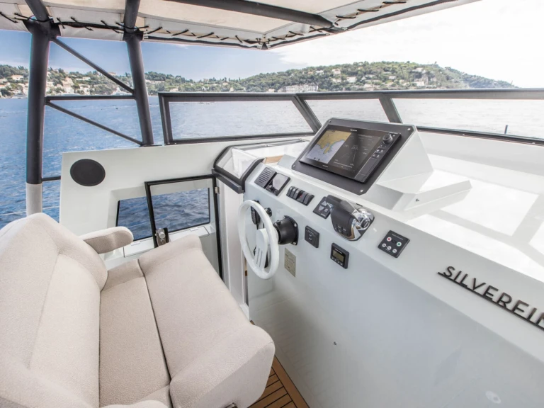 Wynajem Motorówka BUEHLER TURBOCRAFT z patentem 