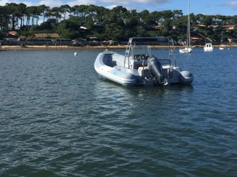 Wynajem w Piraillan- Sacs Sacs S 750 Madras na SamBoat