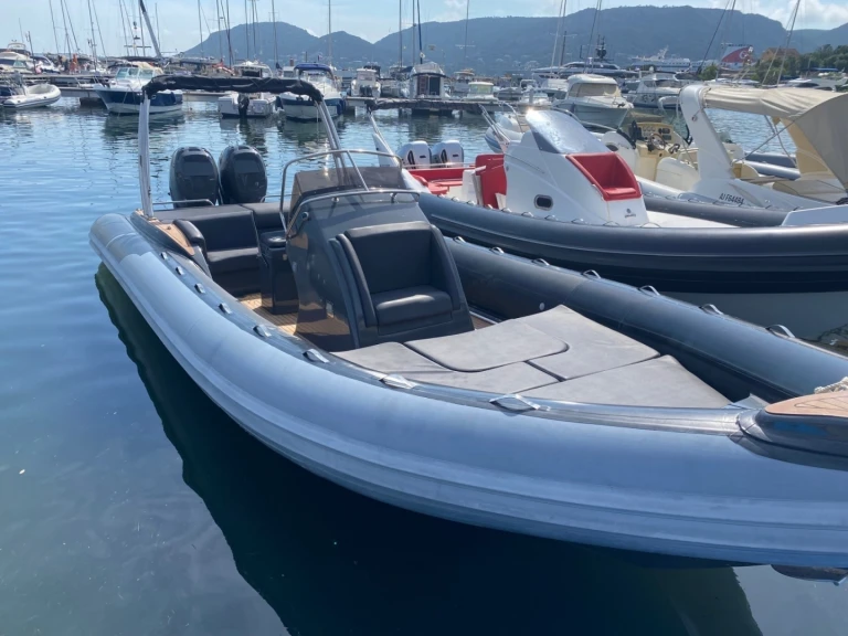 Wynajem łodzi Porto-Vecchio tanio 900