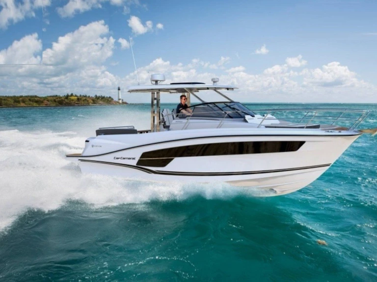 Motorówka do wynajmu w Cogolin w najlepszej cenie