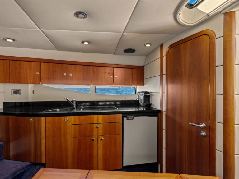 Wynajmij Luksusowy jacht z lub bez skippera Sunseeker w Saint-Jean-Cap-Ferrat