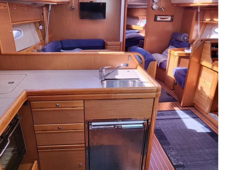 Żaglowiec do wynajmu w Hjellestad w najlepszej cenie