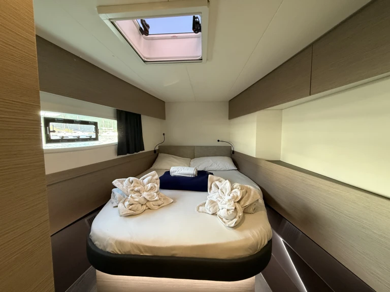 Wynajem Katamaran w Road Town - Fountaine Pajot Elba 45