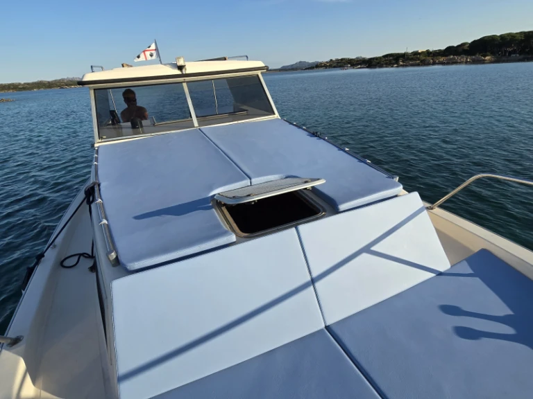 Wynajmij Omnia Nautica Omnia 95/1 w La Maddalena