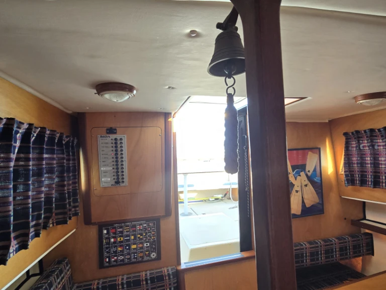 Wynajem łodzi La Maddalena tanio Omnia 95/1