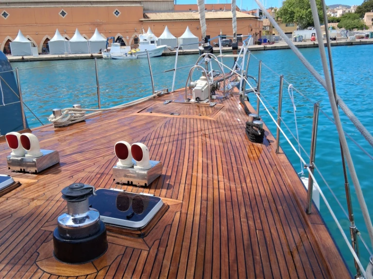 Wynajem łodzi Świat tanio 22D