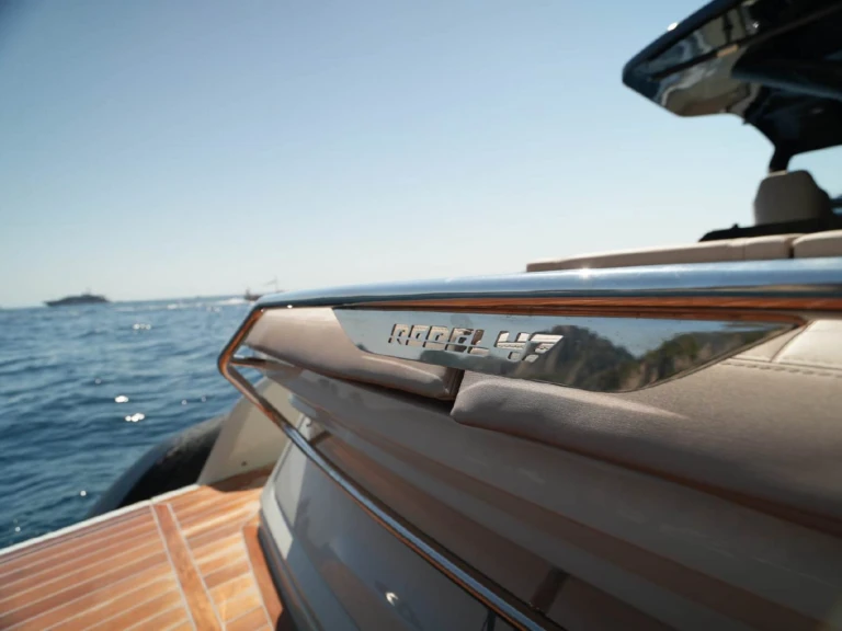 Motorówka do wynajmu w Torre Annunziata w najlepszej cenie