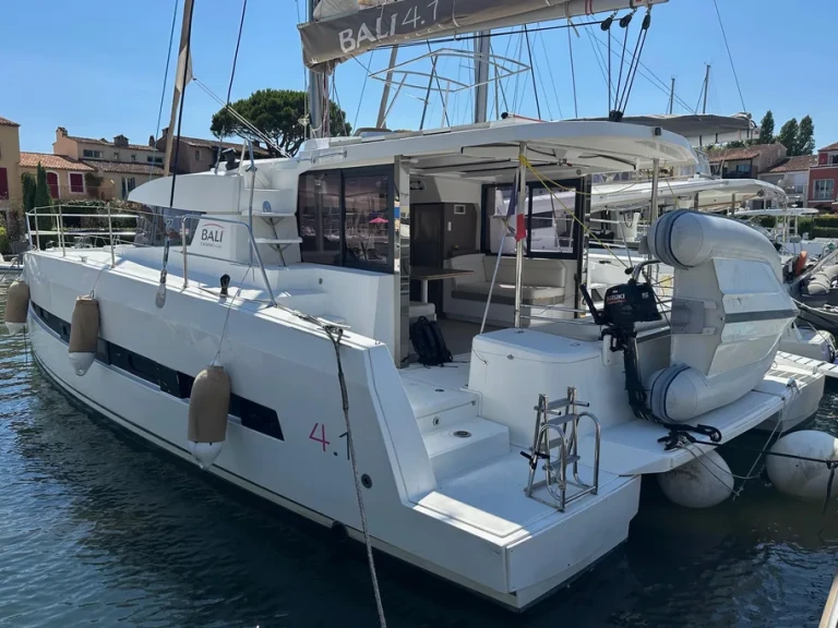 Wynajem łodzi Bali Bali 4.1 w Villeneuve-Loubet na SamBoat 