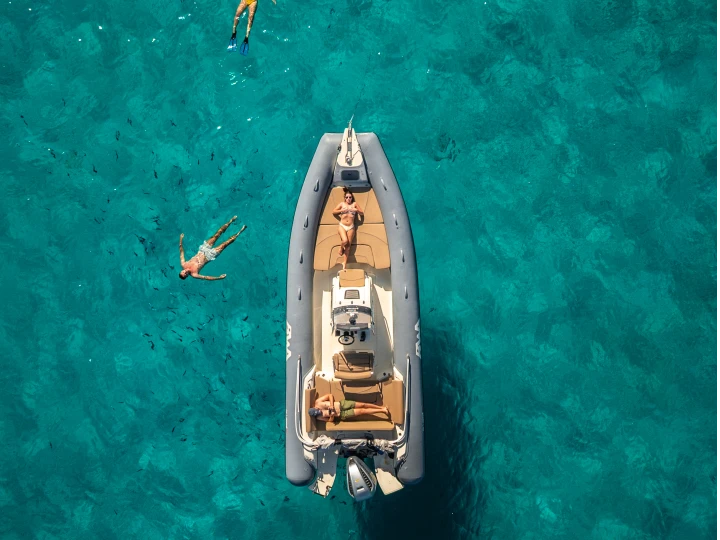 Wynajem łodzi Bwa Sport 26 GT w Porto Rotondo na SamBoat 