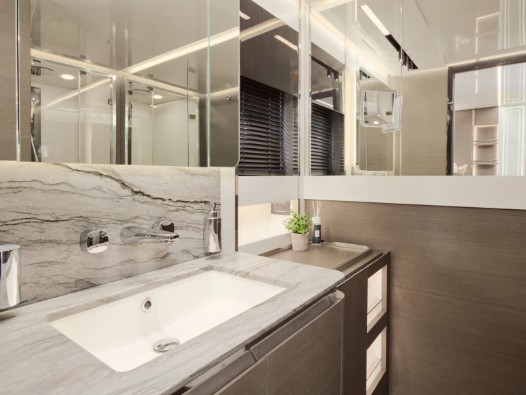 Wynajem Luksusowy jacht w Rogoznica - Azimut Azimut S8