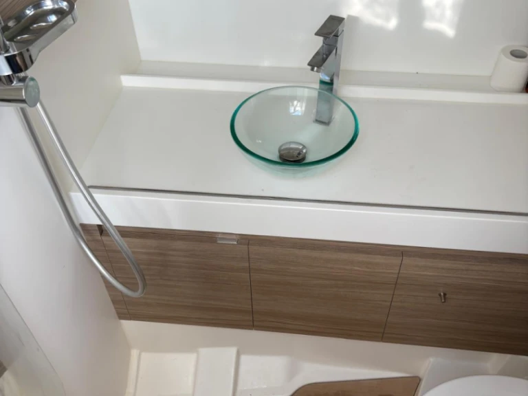 Wynajem Luksusowy jacht Saxdor z patentem 