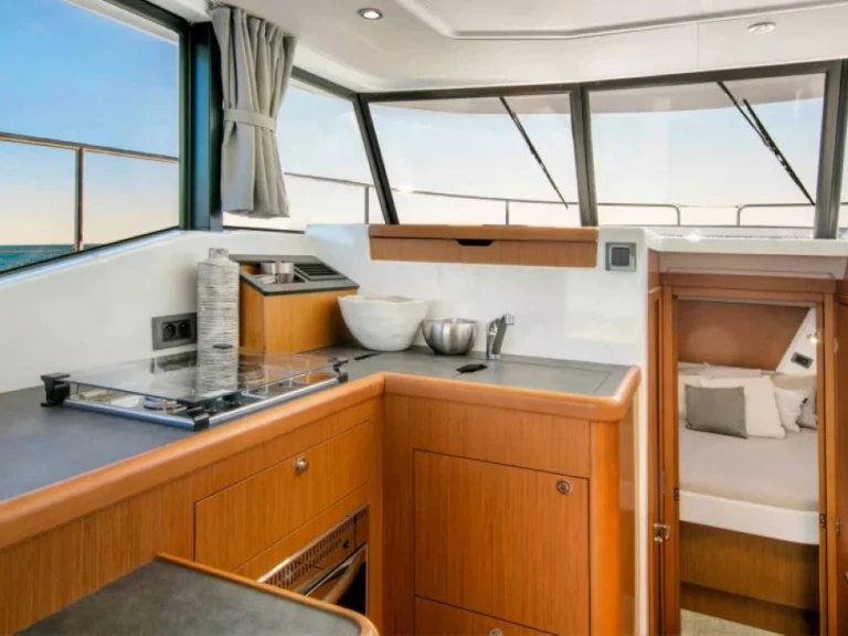 Wynajmij Motorówka z lub bez skippera Bénéteau w Zadar