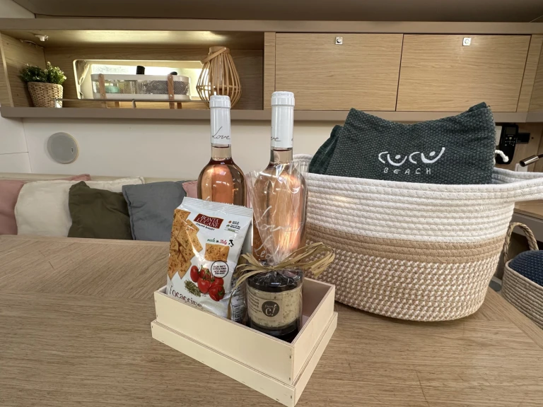 Wynajem w Port de Hyères (St Pierre)- Bénéteau Oceanis 45 na SamBoat