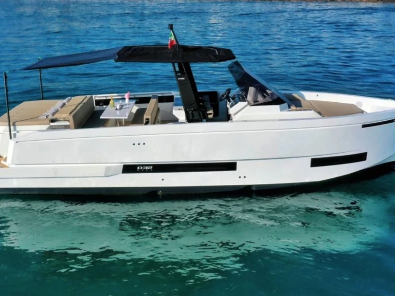 Wynajem Motorówka w Marina Botafoch - De Antonio D32